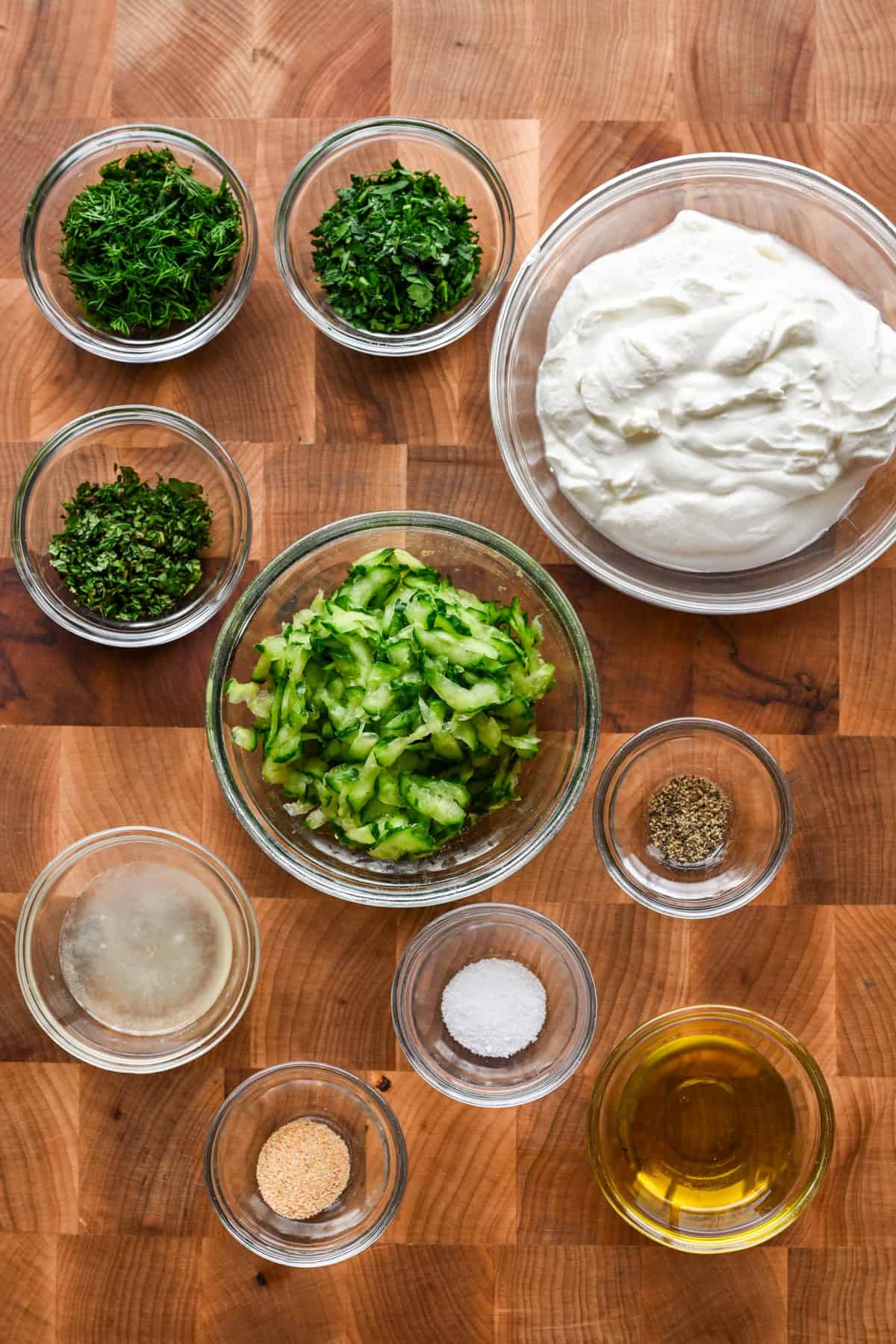 Ingredients for the tzatziki dressing.