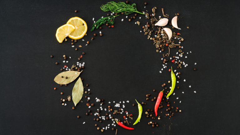 Why Lemon And Black Pepper Is The Best Natural Air Freshener For Your Kitchen

