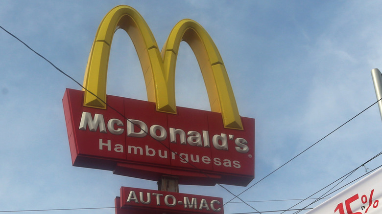 A McDonald's sign from Nicaragua has the word "hamburguesas" on it.