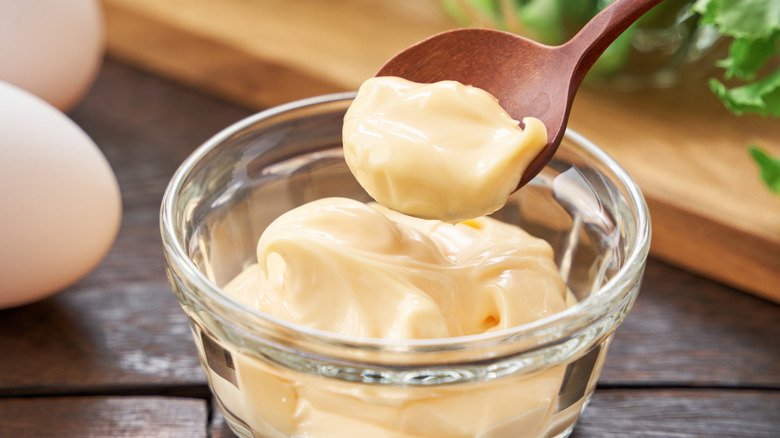 Mayonnaise in a glass dish