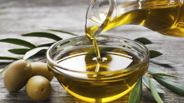 Cooking With $10 Vs $50 Olive Oil: Does It Really Make A Difference?

