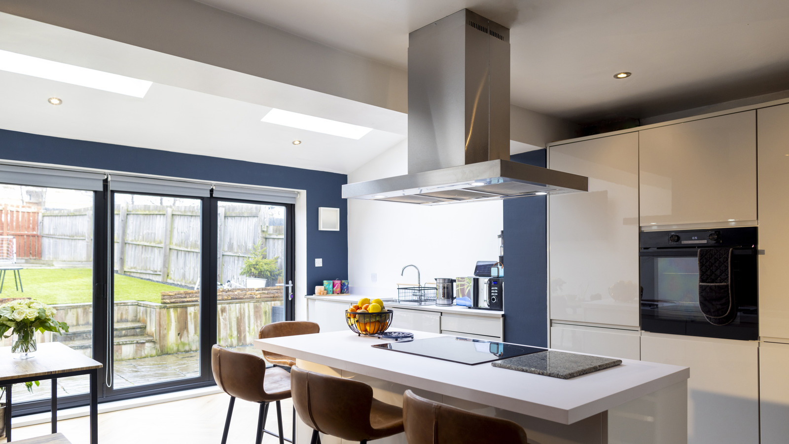 What Happens When Your Range Hood Doesn't Vent Outside (And Why It Matters)

