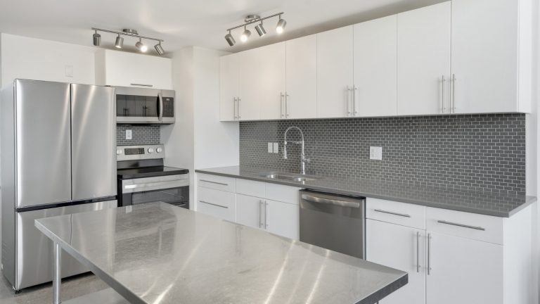 4 Cleaning Tips And Tricks For Stainless Steel That Shines


