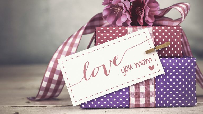 20 Mother's Day Gifts From Williams Sonoma For The Mom Who Loves To Cook

