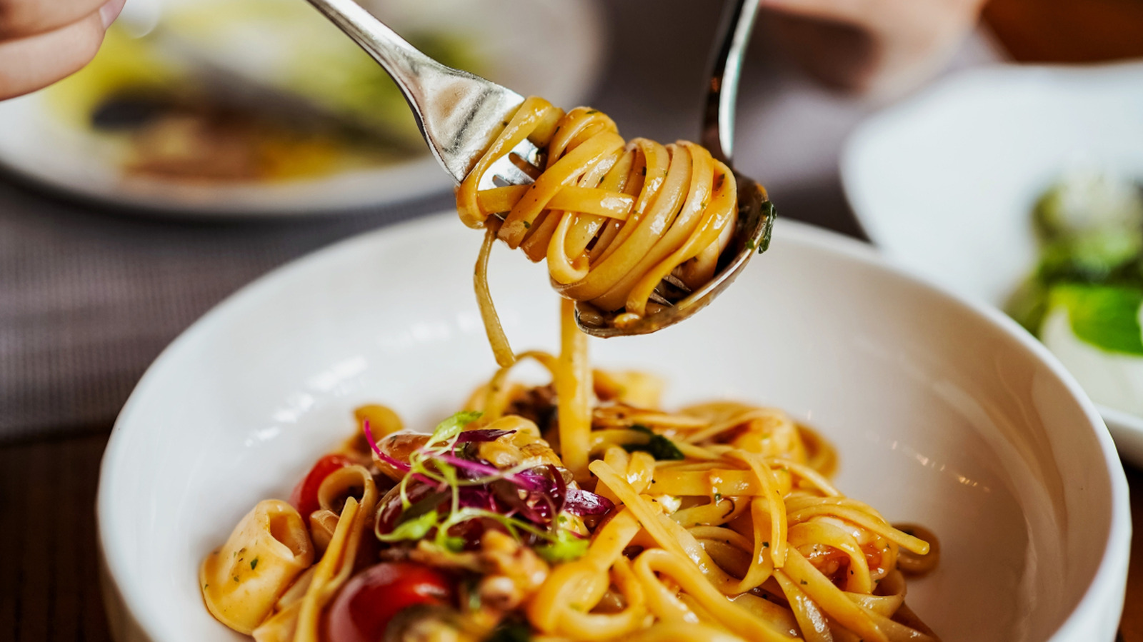 Does Olive Garden Actually Make Any Money On The Never-Ending Pasta Special?

