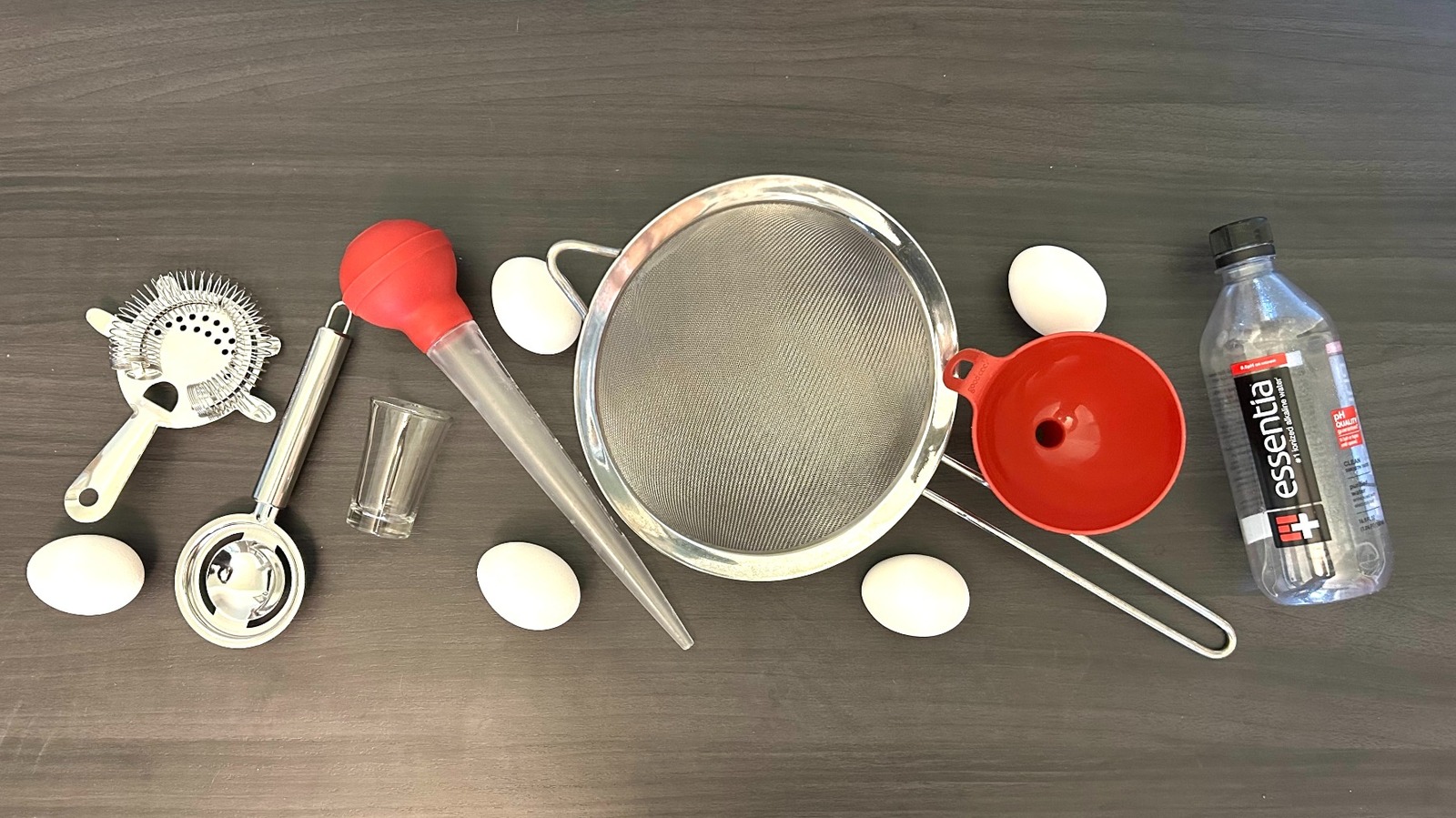 I Tried 9 Different Tricks For Separating Eggs, And This One Makes My Life 10x Easier

