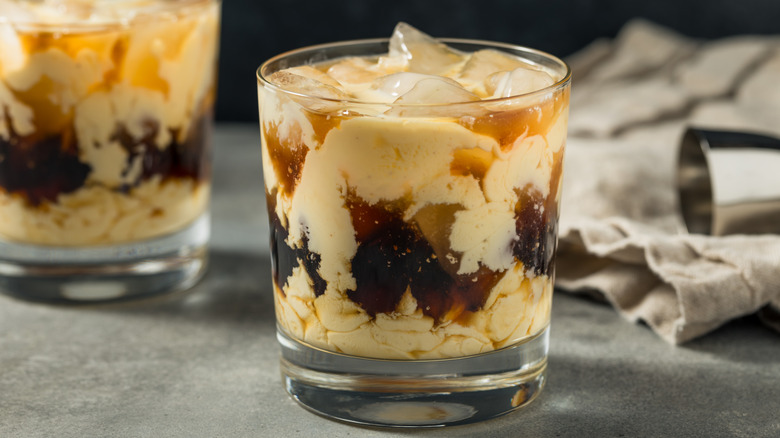 White Russian cocktail