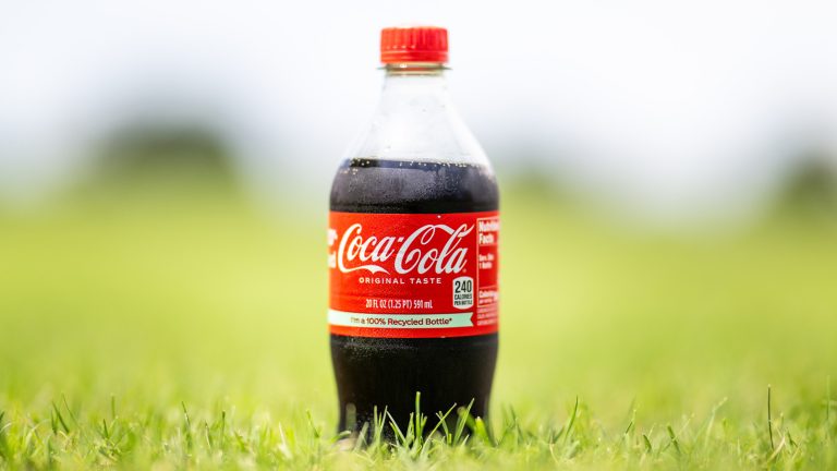 How To Turn Any Soda Into A Slushy Without A Special Machine

