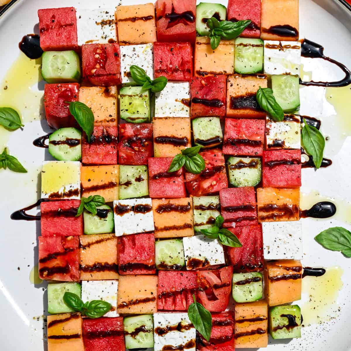 Vandmelon salat med ternemønster