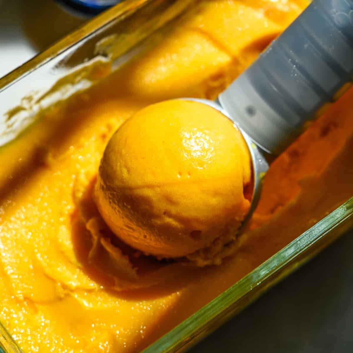 Mango sorbet med 3 ingredienser