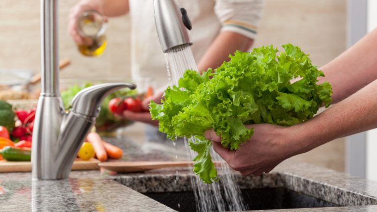 Cyclosporiasis Prevention: How To Wash, Prepare, And Store Produce

