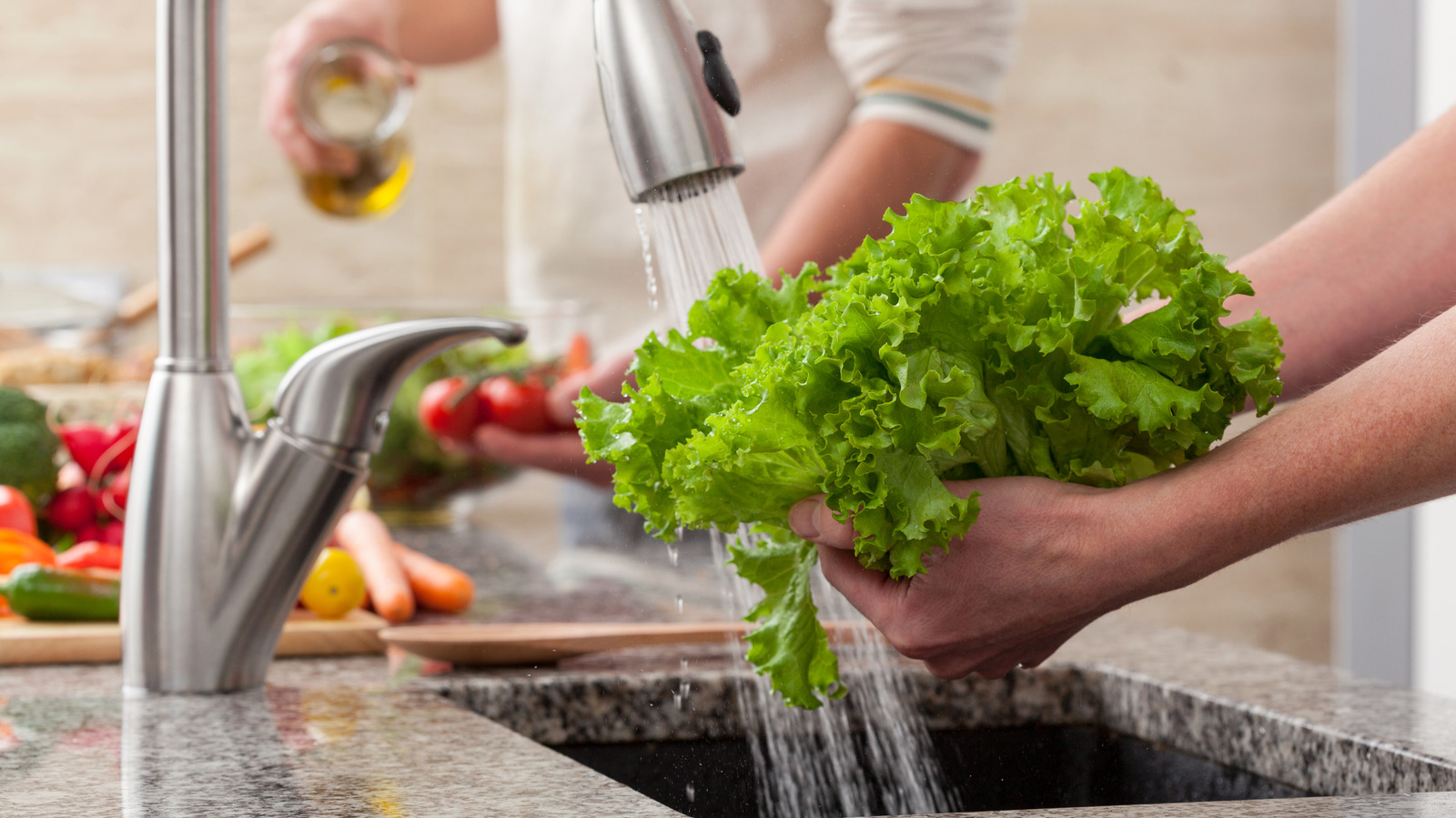 Cyclosporiasis Prevention: How To Wash, Prepare, And Store Produce

