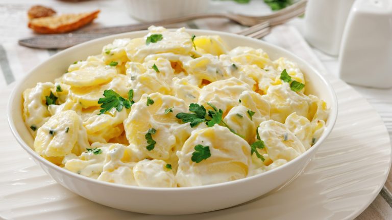 German Vs American Potato Salad: What Are The Key Differences?

