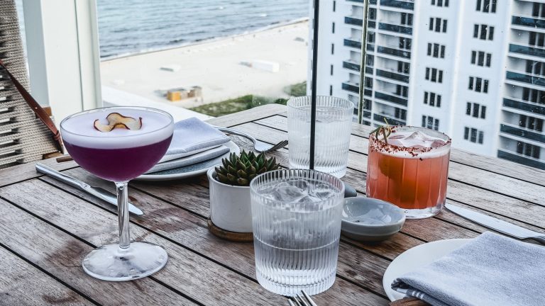 The 9 Best Rooftop Bars In Miami

