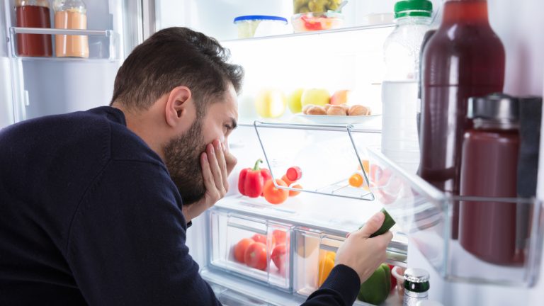 Keep Your Fridge Smelling Fresh With These 7 Ingredients

