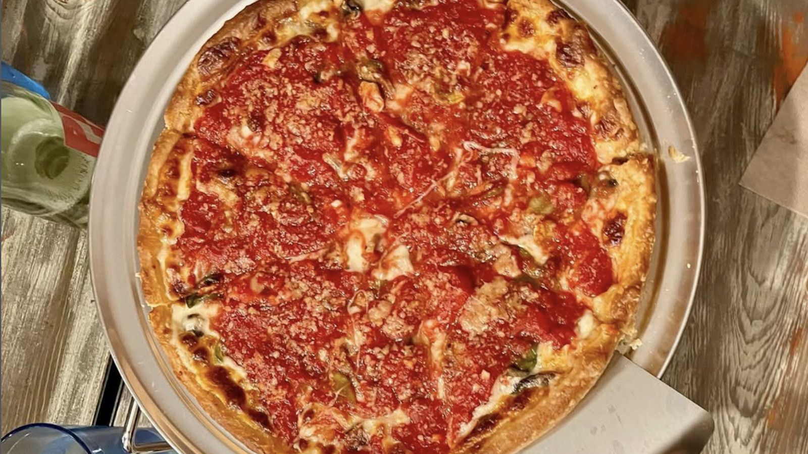 Yellowstone Tourists Can't Skip This Pizzeria That Has One Of The Best Chicago Deep Dish Pizzas In The US

