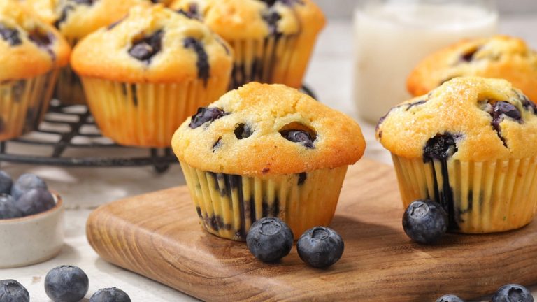 Not All Boxed Blueberry Muffin Mixes Use Real Blueberries — Here's What You're Actually Getting

