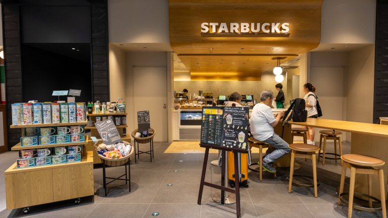 8 Common Customer Complaints About Starbucks

