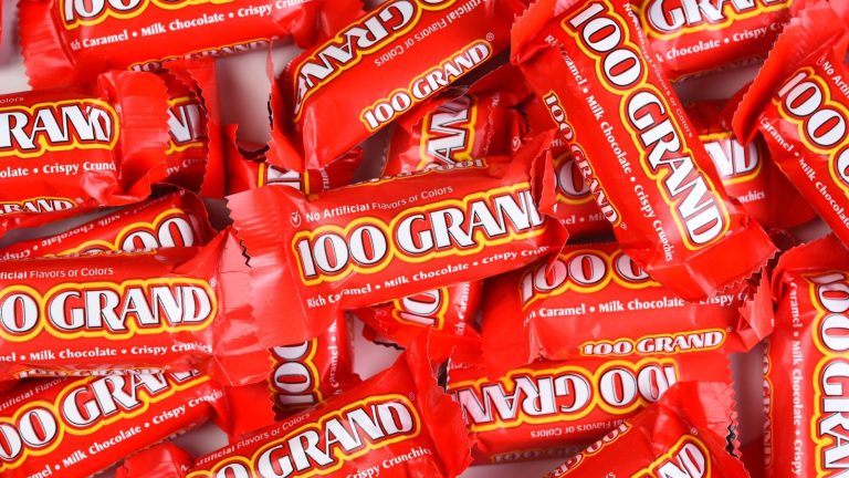 The 14 Most Popular Chocolate Candies In The 1960s


