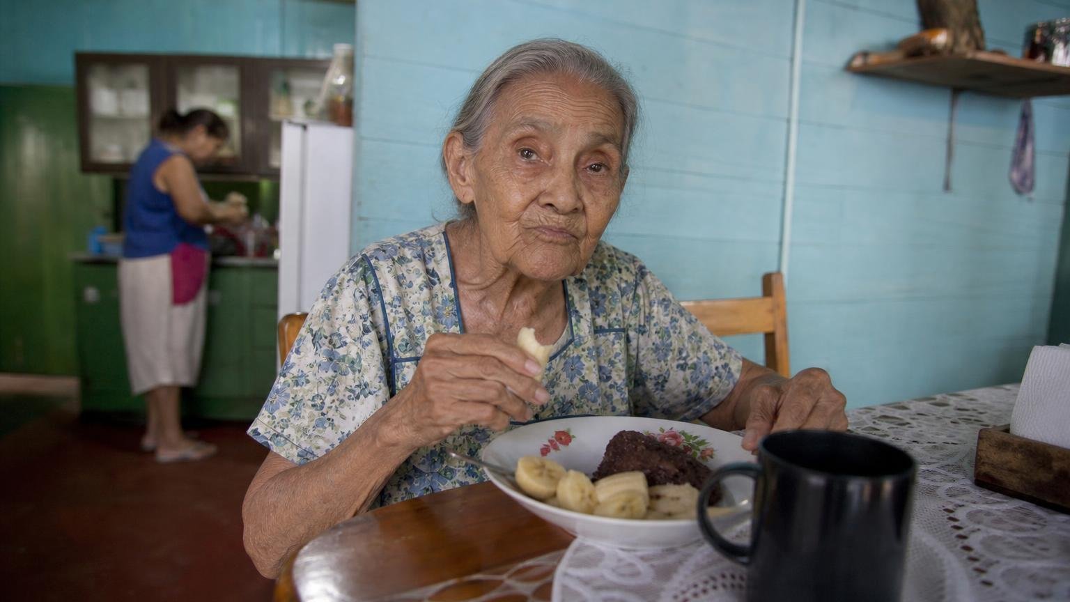 I den lille by i Costa Rica hvor flest fylder 100 spiser de det samme til morgenmad hver dag