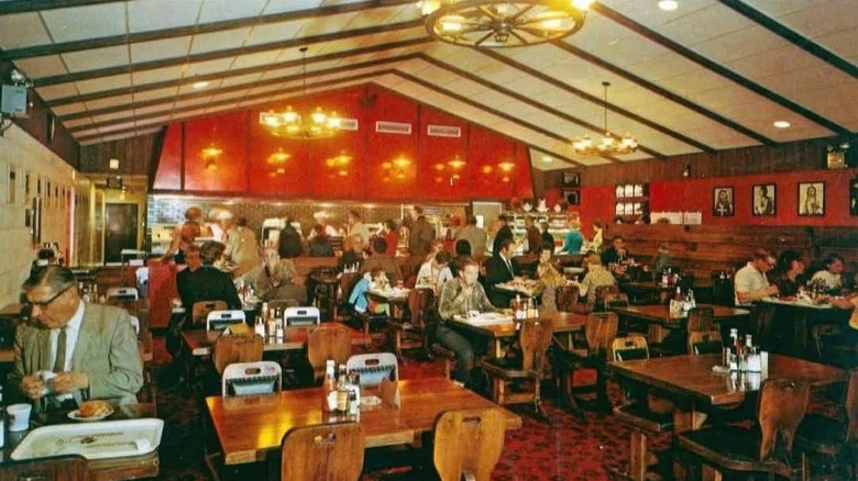 Interior dining room of Bonanza steak house