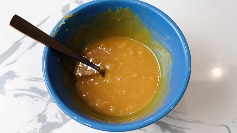 Caramel sauce in bowl