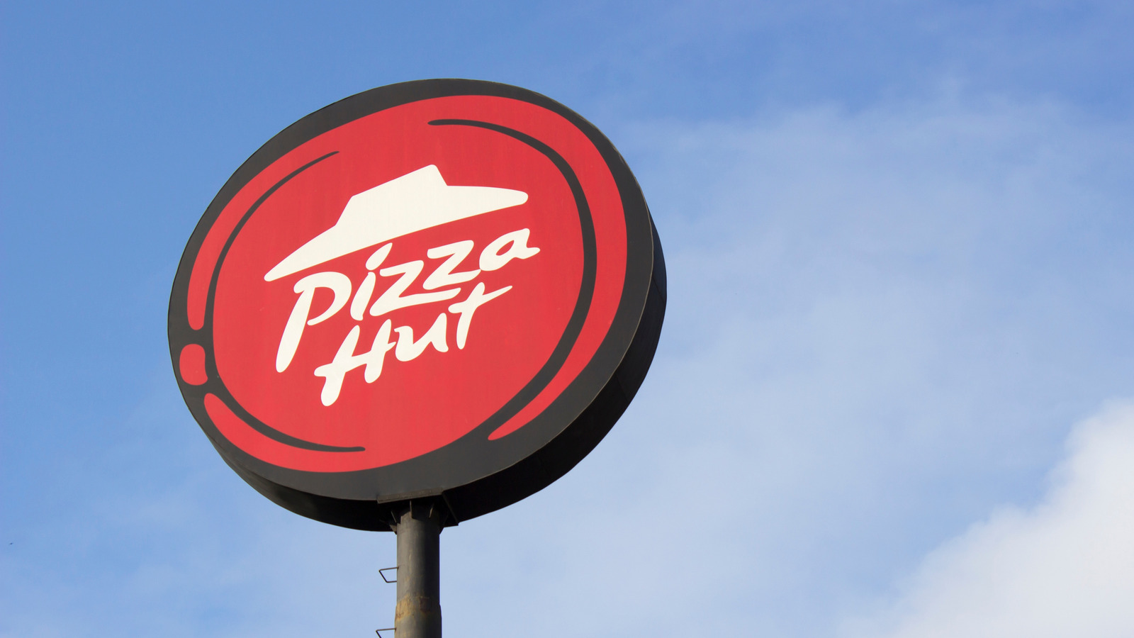 7 Things To Always Avoid Ordering At Pizza Hut


