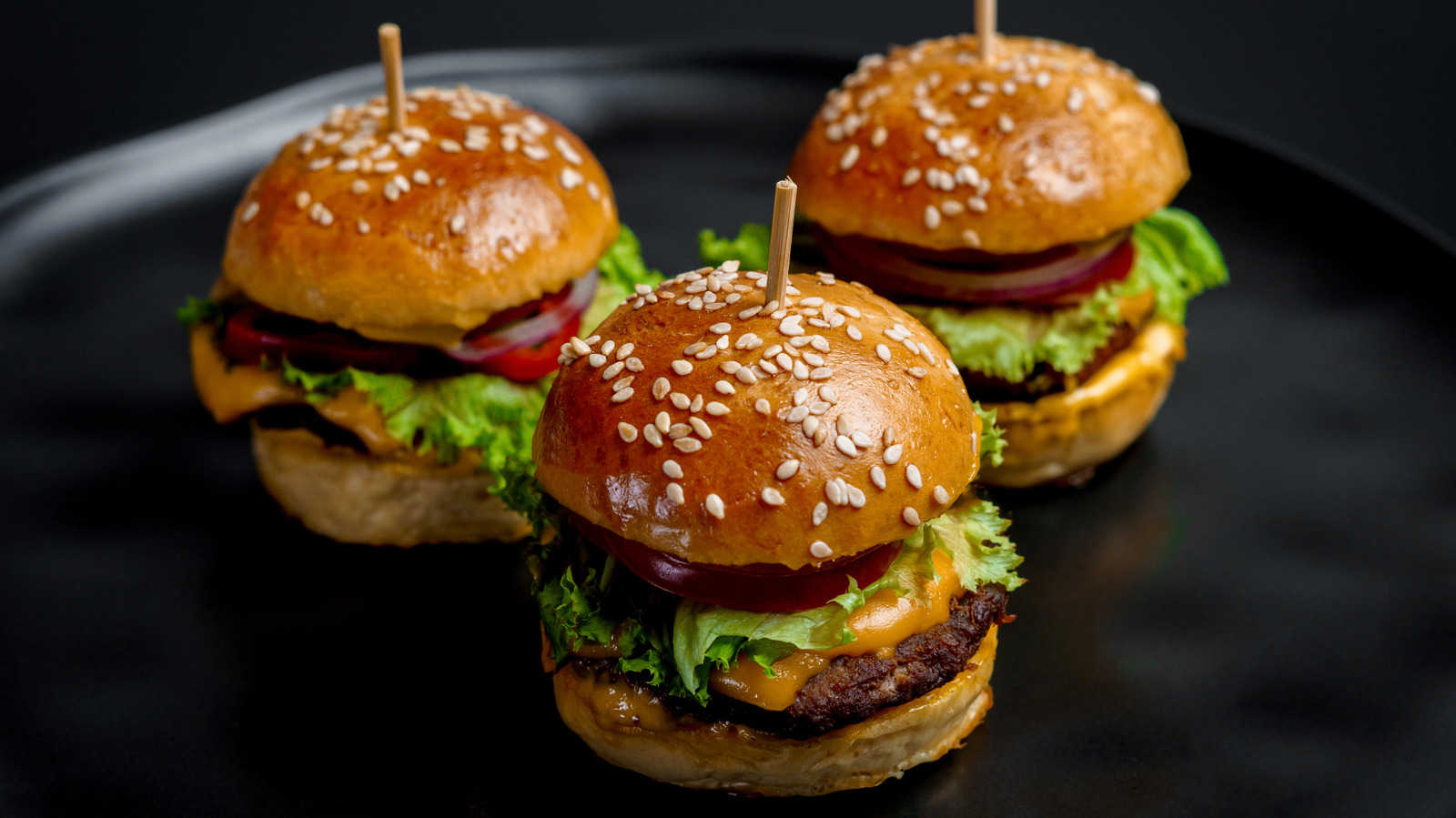 Burgers Are Crispier And 10x More Flavorful When You Deep-Fry Them

