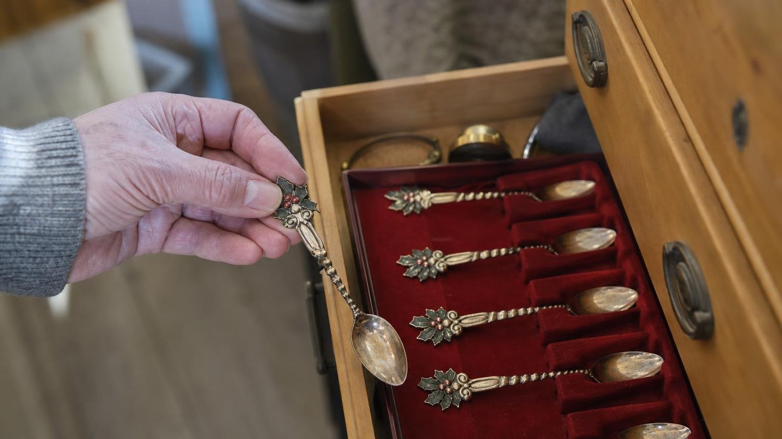 De gamle Georg Jensen-juleskeer ligger i mange danske skuffer: visse årgange handles nu for flere tusinde kroner